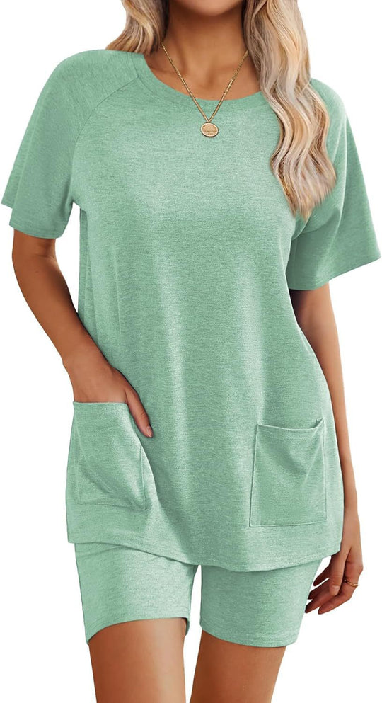 Damen Loungewear-Set mit angenehm weitem Schnitt und praktischen Taschen R&B