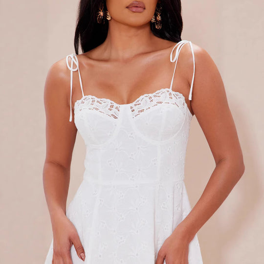 Damen Verspieltes Sommerkleid mit feinen Spitzenakzenten und verstellbaren Spaghetti-Trägern R&B