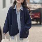 Damen Gemütliche Strickjacke mit großen Taschen und Knopfdetail