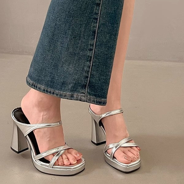 Damen Plateau-Sandalen mit breiten Riemen und elegantem Blockabsatz R&B