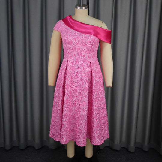 Damen Elegantes Kleid mit asymmetrischem Träger und floralem Muster R&B