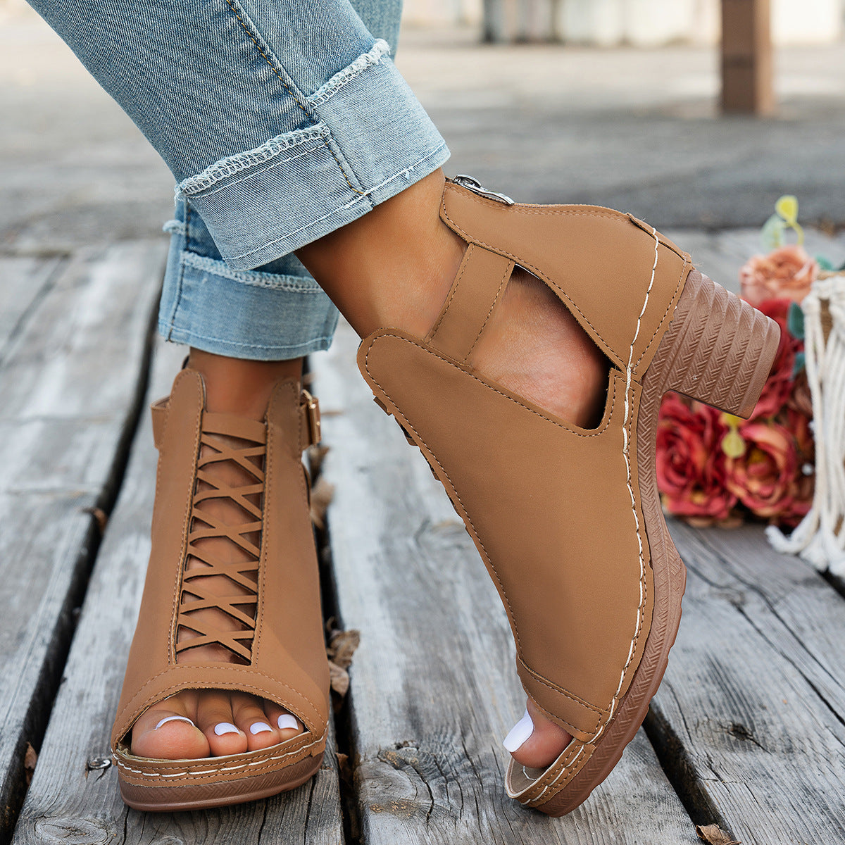 Damen Elegante und modische Schnürsandalen mit Blockabsatz