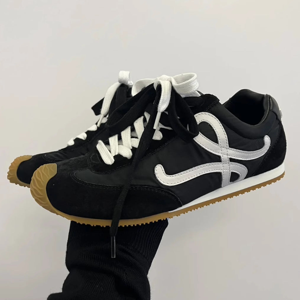 Damen Sportliche Sneaker mit atmungsaktiver Obermaterialkombination und rutschfester Laufsohle R&B