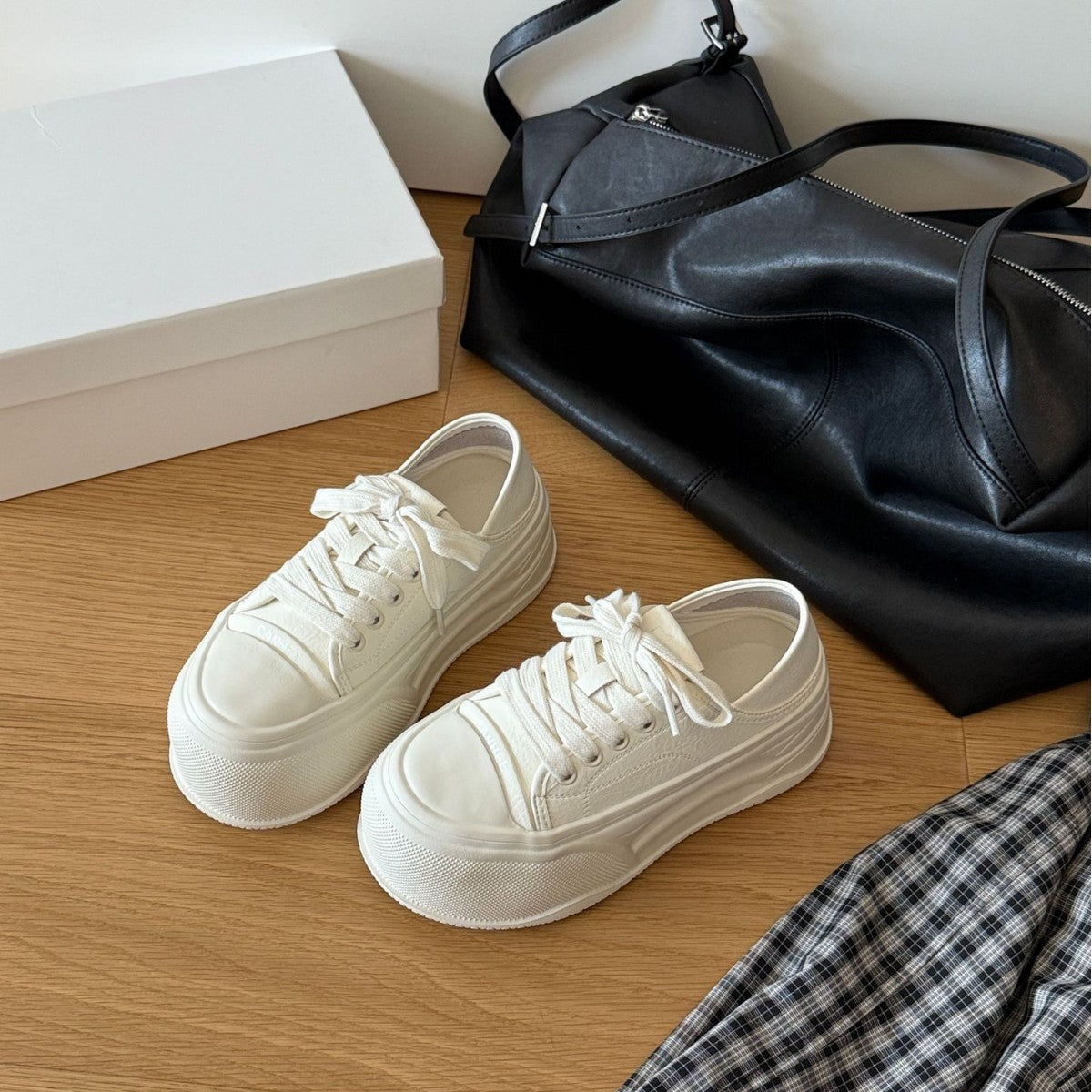 Damen Plateau-Sneaker aus hochwertigem Material mit atmungsaktiver Sohle