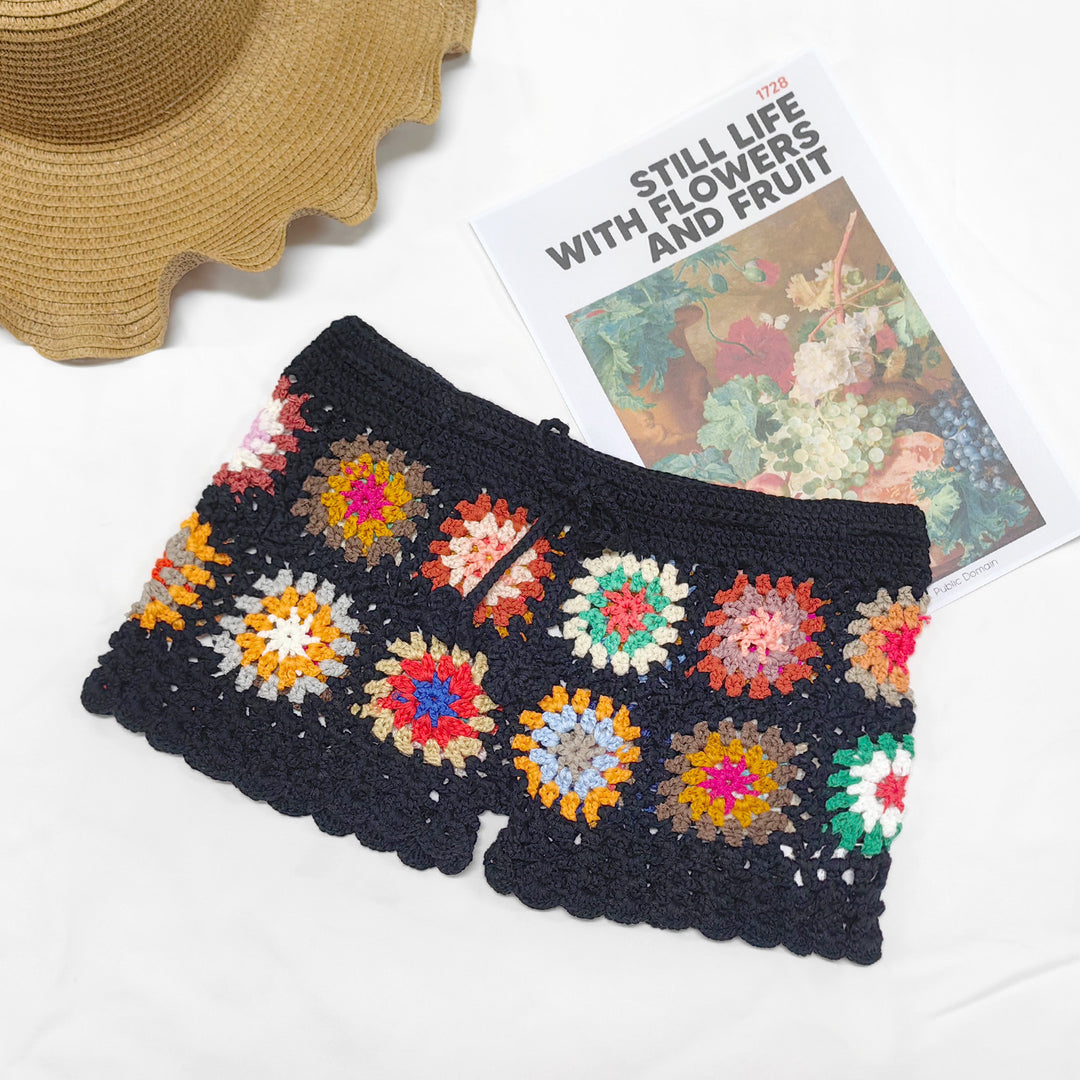 Damen Häkelshorts mit buntem Granny-Quadrat-Muster R&B