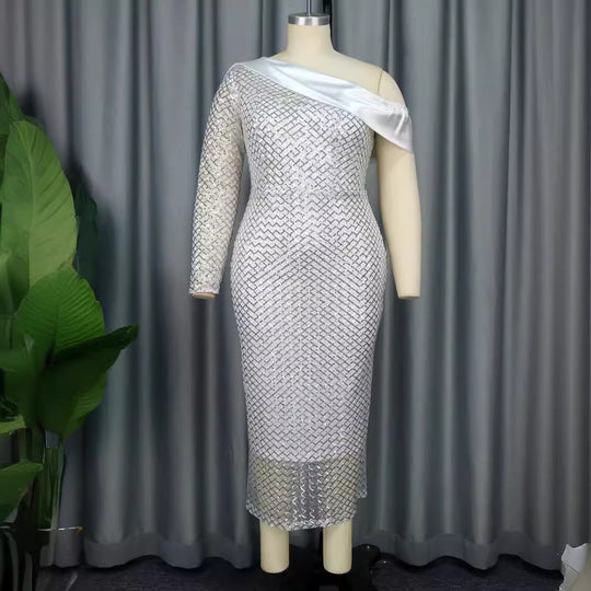 Damen Glamouröses Abendkleid mit asymmetrischem Ausschnitt R&B