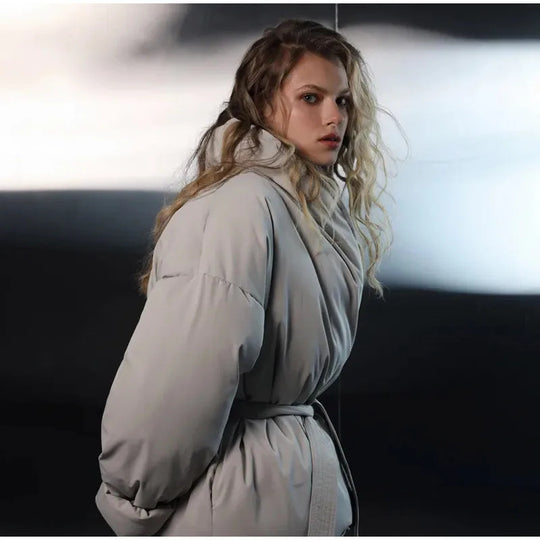 Damen Praktische und modische Daunenjacke mit Gürtel R&B