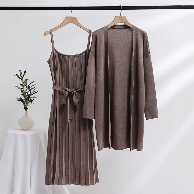 Damen elegantes und lässiges Strickkleid mit passender Strickjacke R&B