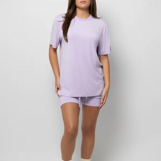 Damen lässiges Set mit oversized T-Shirt und Shorts R&B