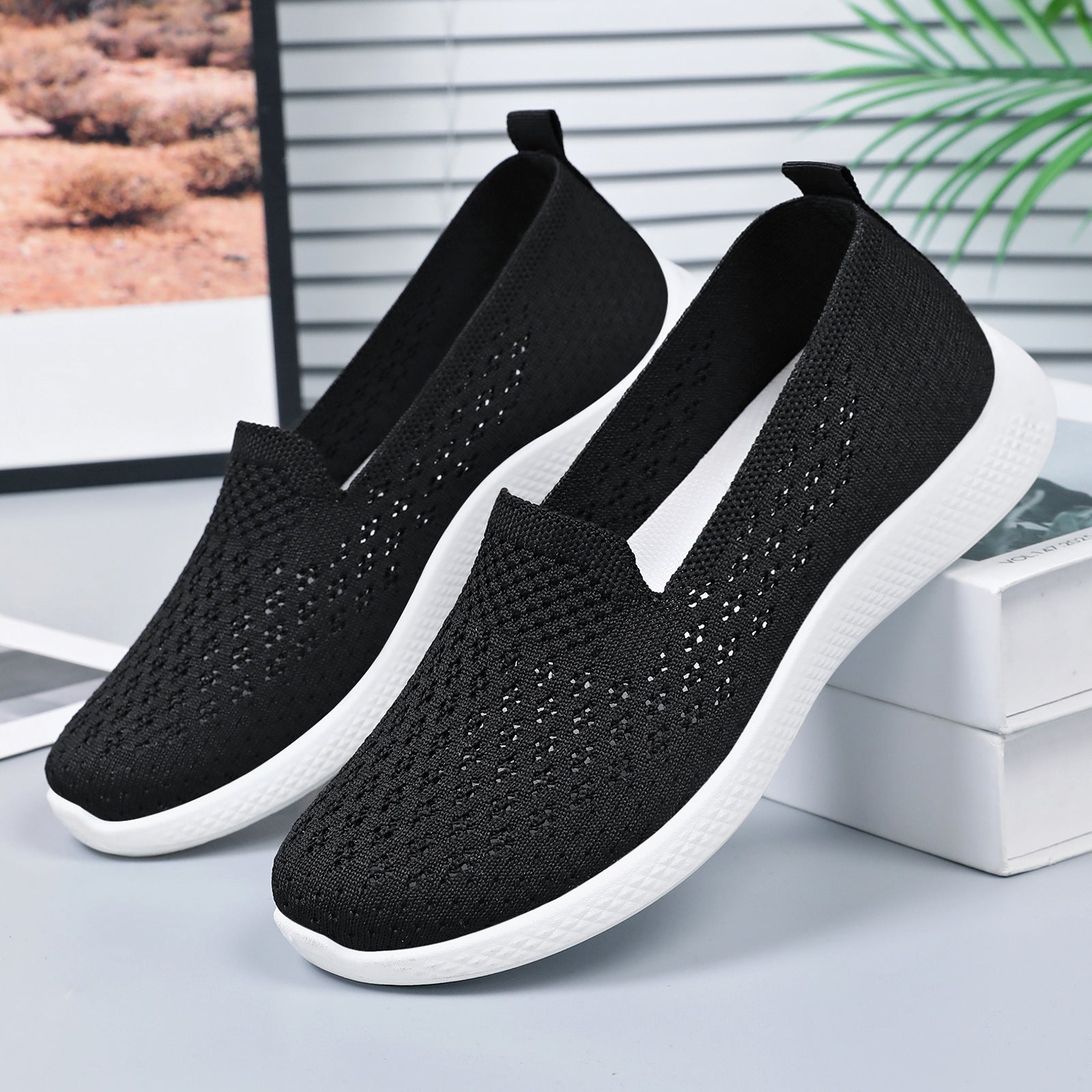 Damen Atmungsaktive Slip-On Freizeitschuhe mit flexiblem Obermaterial