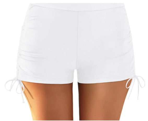 Damen Figurschmeichelnde Badeshorts mit Raffung und Seitenschnürung R&B