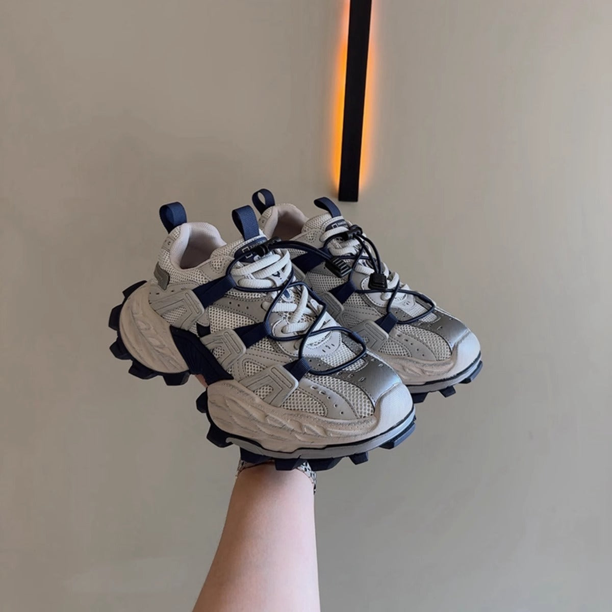 Damen Sportliche High-Performance Sneakers mit atmungsaktivem Mesh-Obermaterial und rutschfester Sohle R&B