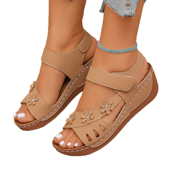 Damen Riemensandalen mit floralem Design und elastischen Riemen R&B