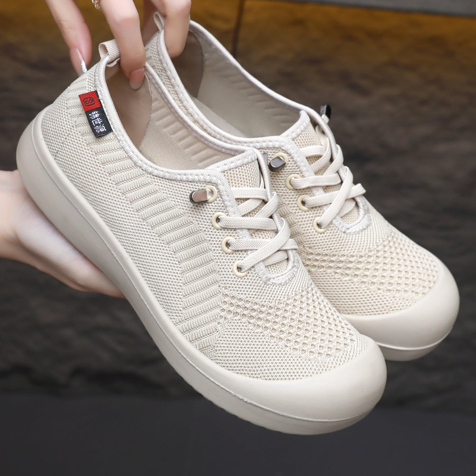 Damen Leichte und atmungsaktive Freizeitschuhe mit elastischem Obermaterial R&B