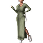 Damen Maxikleid mit strukturiertem V-Ausschnitt und Seitenschlitzen R&B