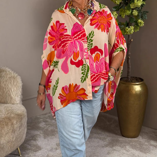 Damen nan luftige Oversize-Hemdbluse im Resortstil mit großflächigem Blumenprint und asymmetrischem Zipfelsaum R&B