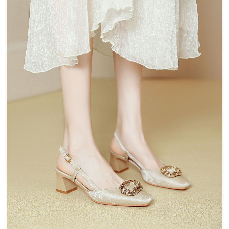 Damen Slingback Pumps mit luxuriösem Schmuckdetail
