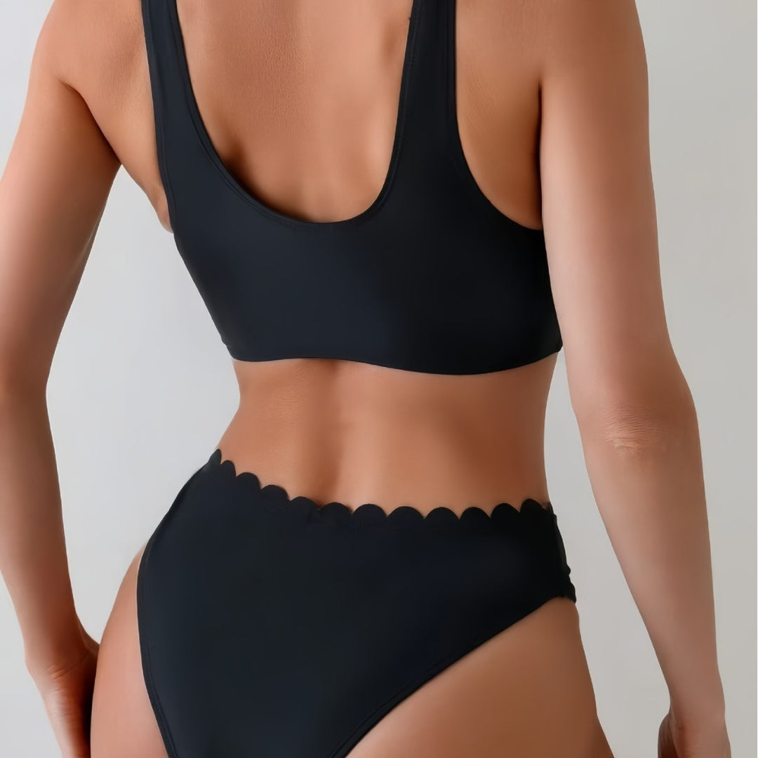 Damen Bikini-Set mit eleganten Wellenkanten und tiefem V-Ausschnitt R&B