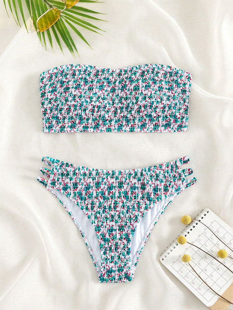 Damen Bandeau-Bikini mit raffinierten Rüschendetails und verstellbaren Trägern R&B