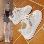 Damen Sportliche Sneakers mit dekorativen Akzenten R&B