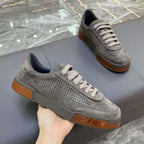 Damen atmungsaktive Freizeitsneakers aus hochwertigem Wildleder mit perforierten Details R&B