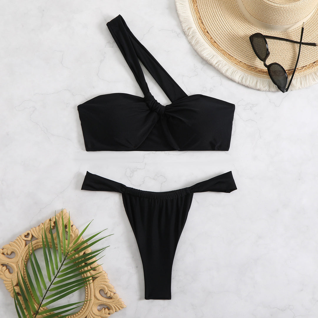 Damen Bandeau-Bikini mit asymmetrischen Trägern und modischen Wickeldetails R&B