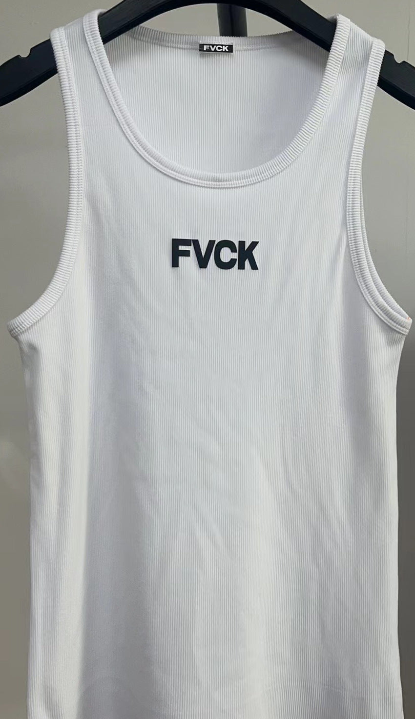 Damen Sportliches Tanktop aus leichtem Rippenmaterial R&B