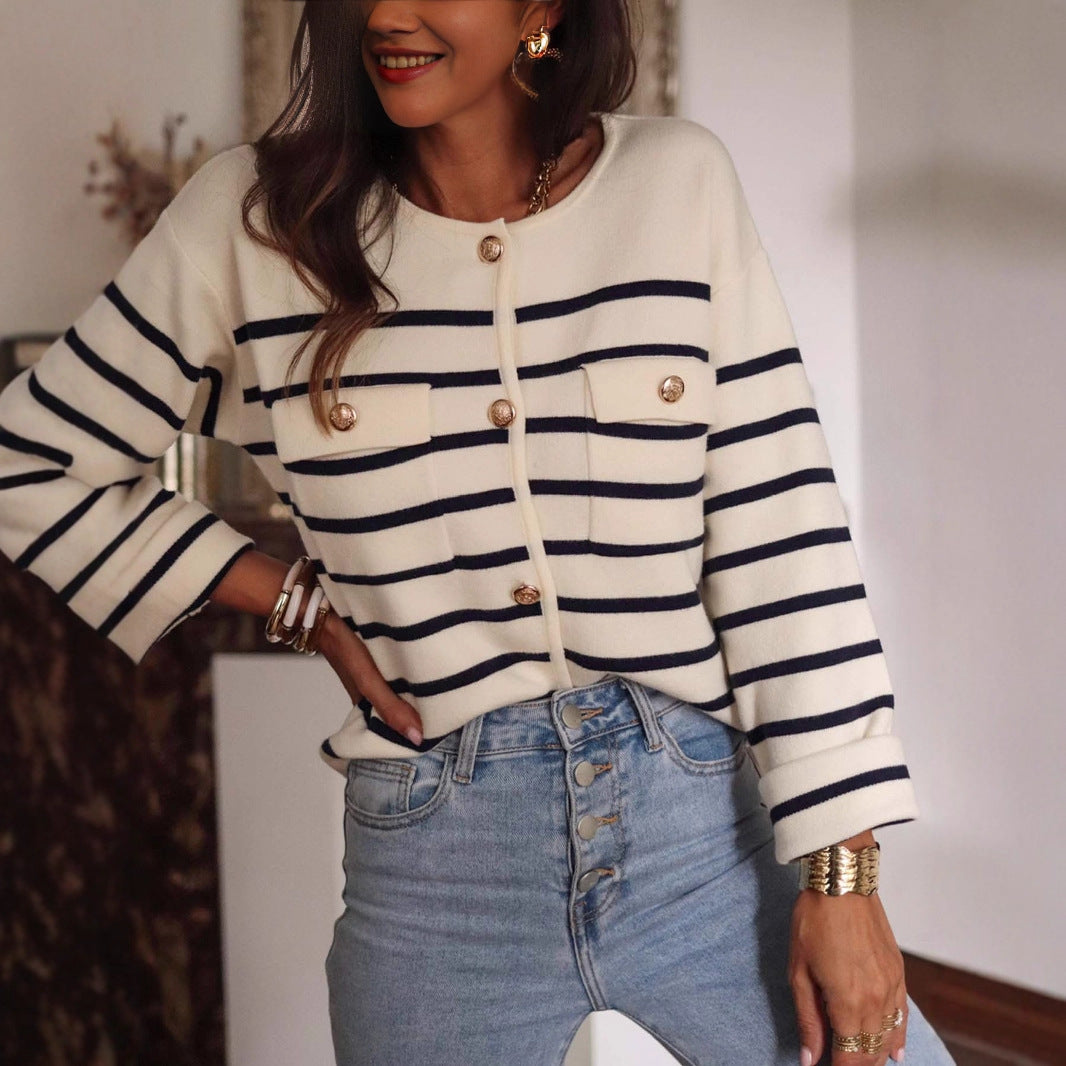 Damen komfortable Strickjacke mit modischem Streifenmuster und eleganten Knopfdetails R&B
