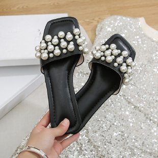 Damen Elegante Slides mit perlenverzierter Riemenstruktur R&B