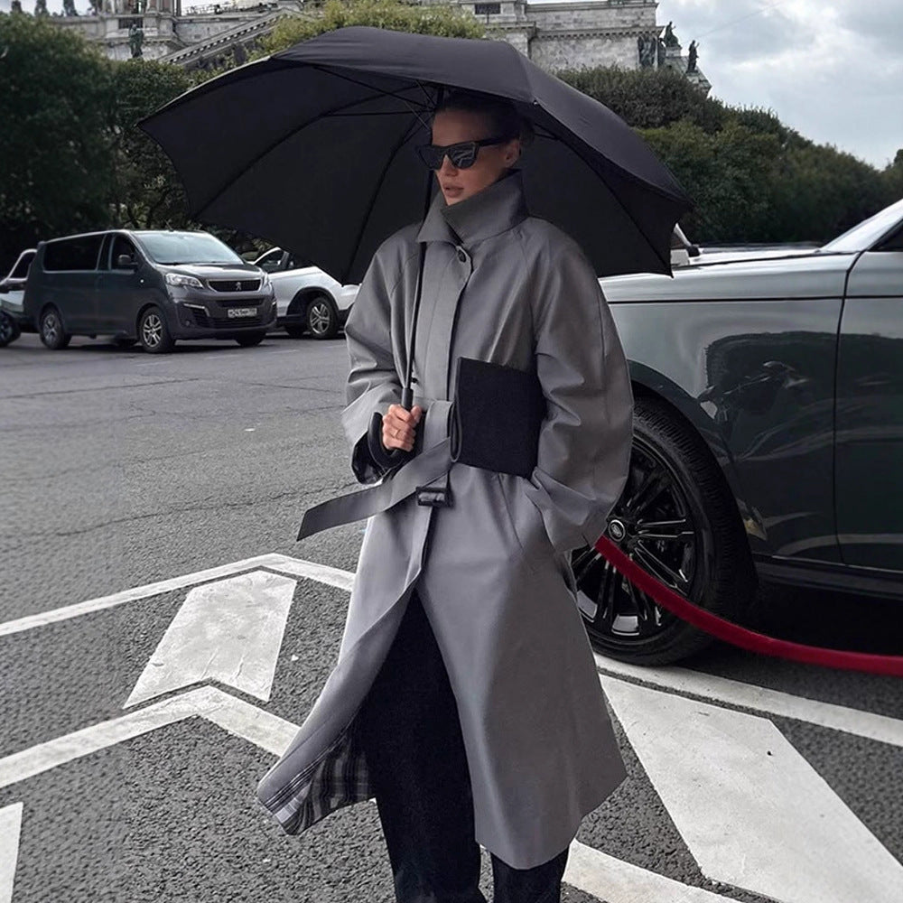 Damen eleganter Trenchcoat mit zeitgemäßen Schnitt R&B