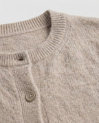 Eleganter Damen Strickcardigan aus weichem gR&Bürstetem Kaschmir für den Herbst