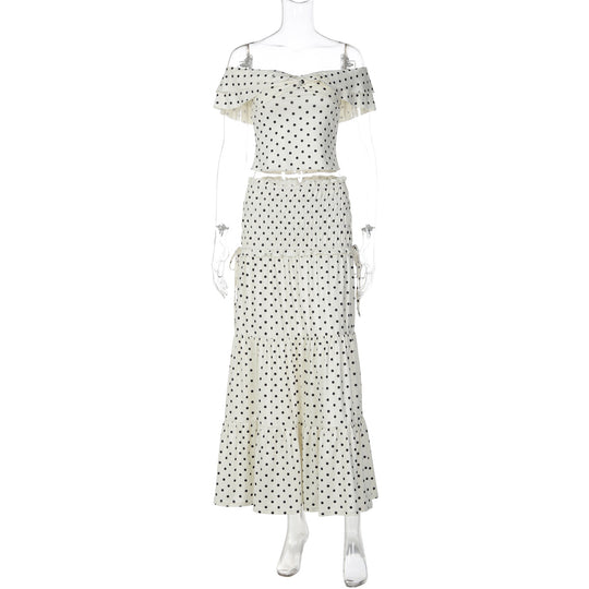 Damen Verspieltes Maxikleid mit schulterfreiem Design und voluminiösen Rüschen R&B