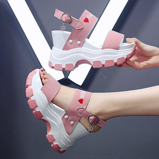 Damen Wedge-Sandalen mit dekorativen Trägern und rutschfester Sohle R&B