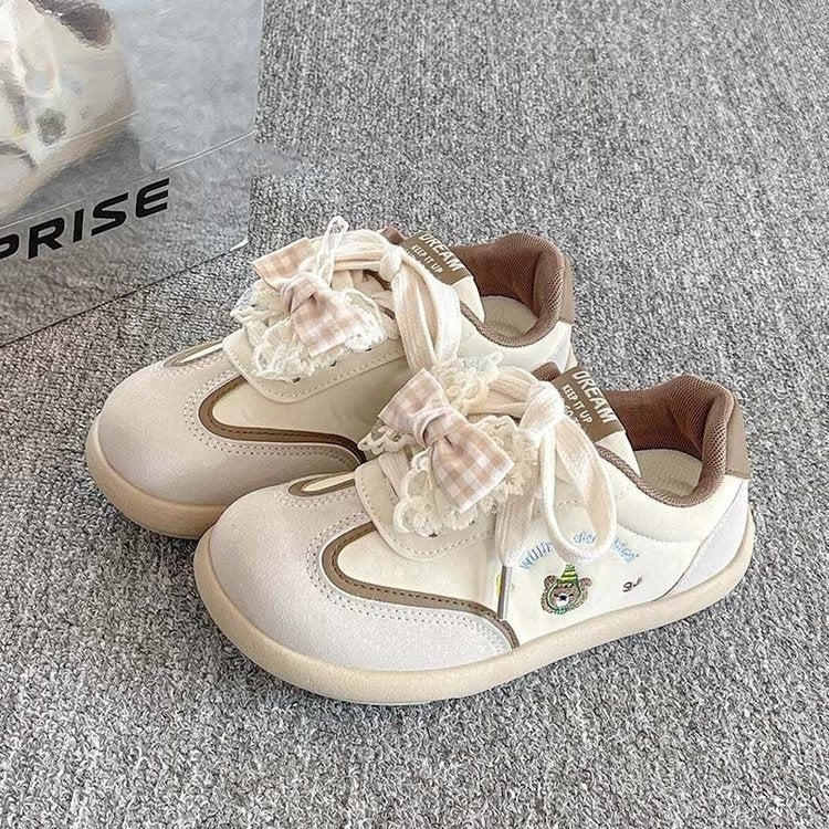 Damen Verspielte Sneakers mit Rüschendetail und bequemer Dämpfung R&B