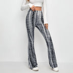 Damen Flared Leggings mit modischem Batik-Design