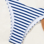 Damen Bandeau-Bikini mit modischen Streifen und elegantem Ringdetail R&B