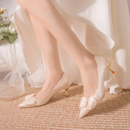 Damen Spitze Pumps mit zierlichem Blumenakzent R&B