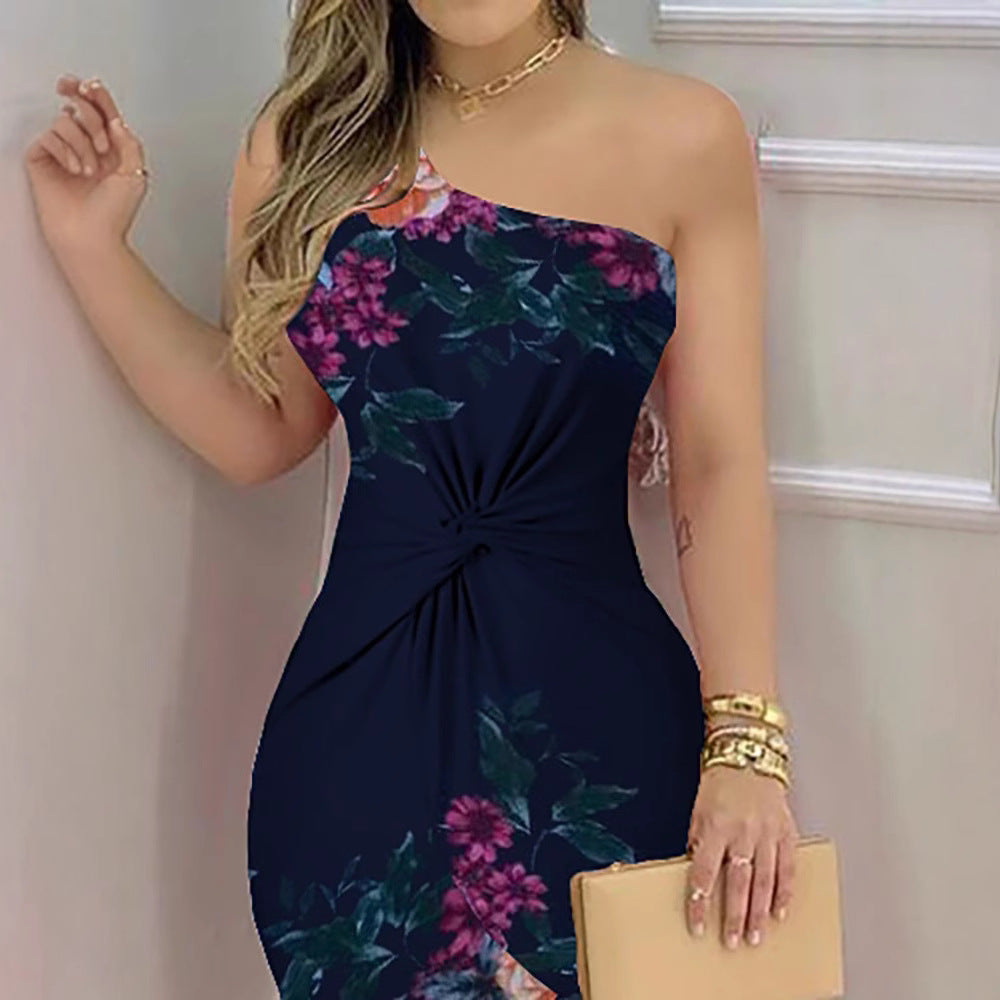 Damen Elegantes asymmetrisches Blumenkleid mit fließendem Saum und Raffung R&B