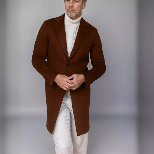 Herren Eleganter Wollmantel mit modernem Schnitt und praktischen Taschen R&B