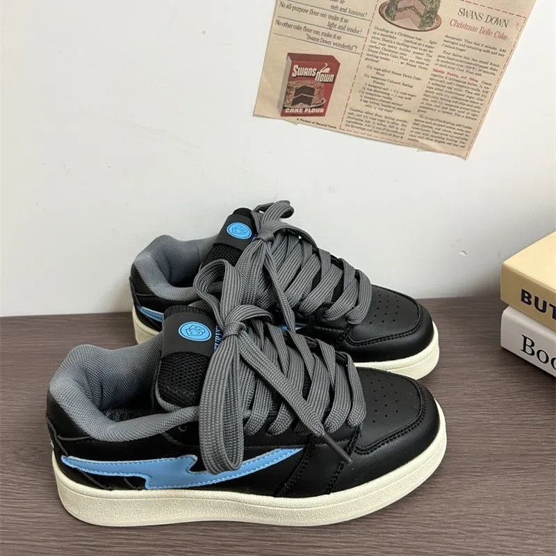 Damen Sneakers mit dämpfendem Komfort und sportlichem Design