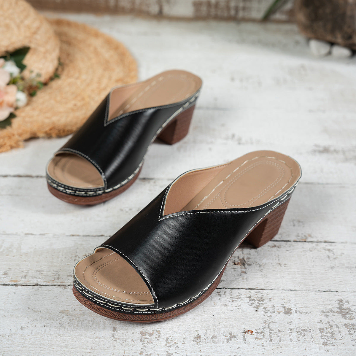 Damen elegante und bequeme Schlappen mit geschwungenem Schnitt R&B