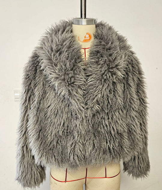 Damen Kunstpelzjacke im modischen Oversized-Schnitt R&B