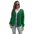 Damen Strickjacke mit V-Ausschnitt und dekorativen Knopfdetails R&B