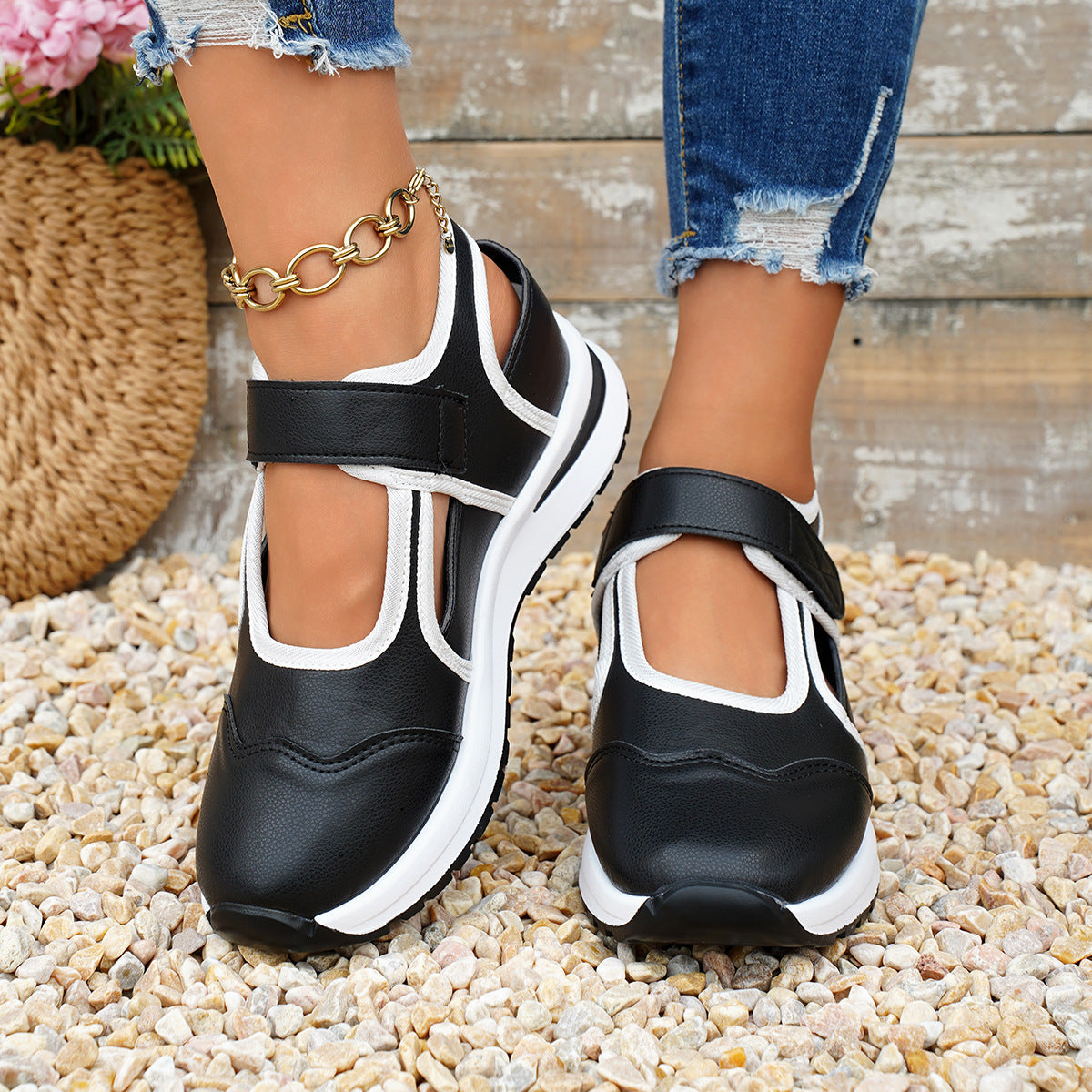 Damen Sportliche Sneaker mit verstellbaren Riemen und dämpfender Sohle R&B
