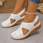 Damen Bequeme Clogs mit durchbrochenem Design und anatomischem Fußbett R&B