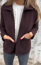 Damen modische Fleecejacke mit praktischen Taschen und elegantem Kragen