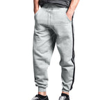 Herren Sportliche Jogginghose mit praktischen Taschen und Kontraststreifen R&B