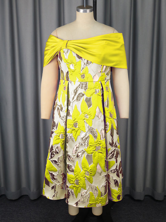Damen Elegantes Abendkleid mit schulterfreier Applikation und floralen Motiven R&B