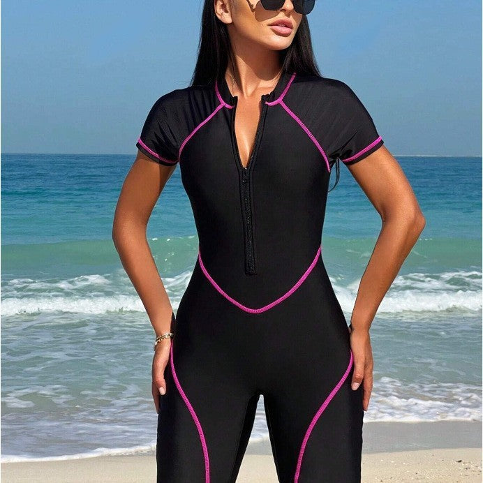 Damen Neoprenanzug mit kurzer Shorts und technischem Reißverschluss R&B