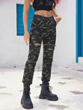 Damen Cargo Jeans im trendigen Camouflage-Design mit Ripped-Details